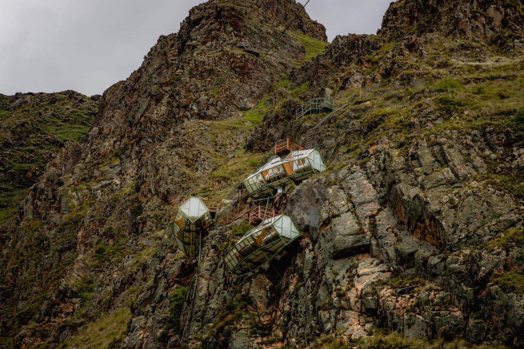 Vertical Sky Luxury Suites Ollantaytambo Exterior photo